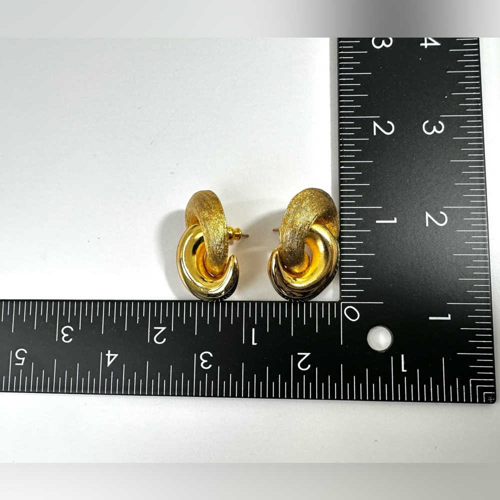 ✨DIOR Vtg 80s Pierced Chunky Knot Earrings w COA - Picture 15 of 16